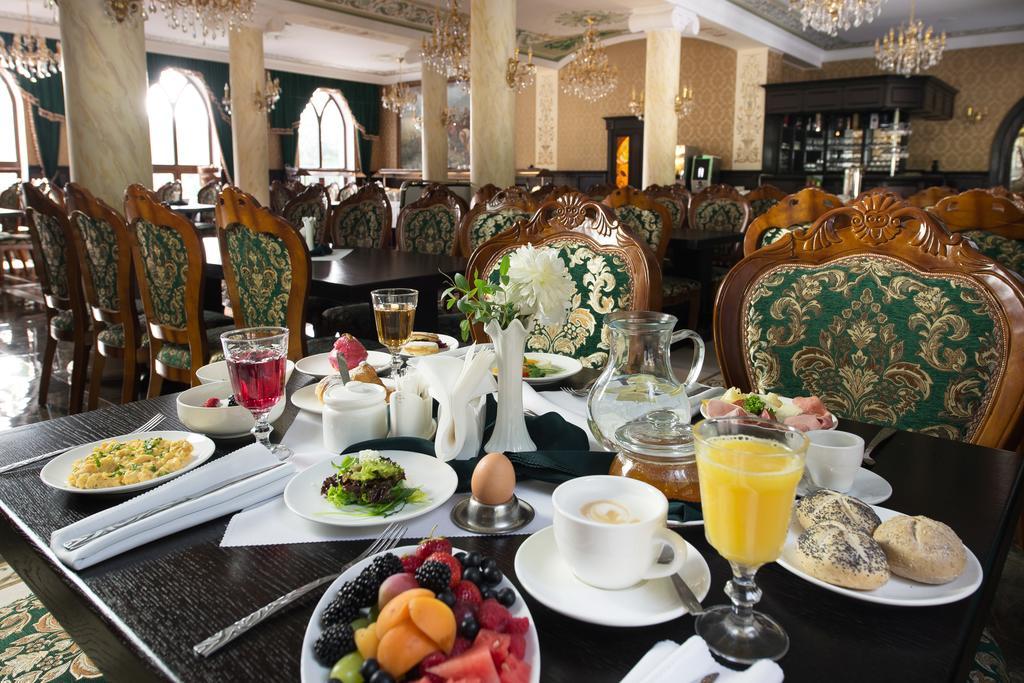 Zamek Luzec Spa & Wellness Resort Κάρλοβι Βάρι Εξωτερικό φωτογραφία
