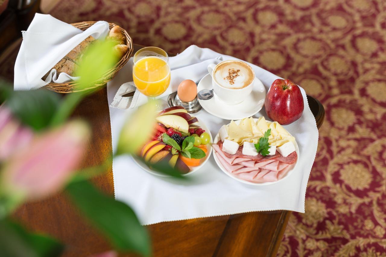 Zamek Luzec Spa & Wellness Resort Κάρλοβι Βάρι Εξωτερικό φωτογραφία