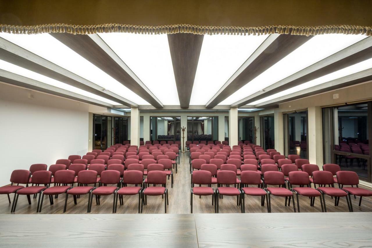 Zamek Luzec Spa & Wellness Resort Κάρλοβι Βάρι Εξωτερικό φωτογραφία